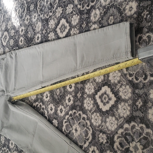 Democracy Grey Jeans - Picture 15 of 15